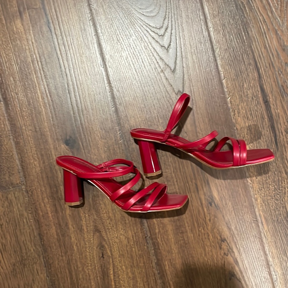 Red Sandal Marc Fisher Heels